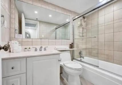 The Alexander All Suites - 235