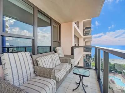 The Alexander All Suites - 390