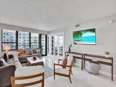 The Alexander All Suites - 190