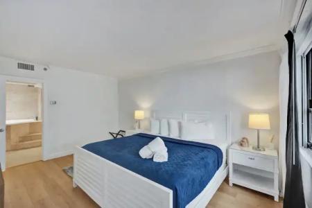 The Alexander All Suites - 474