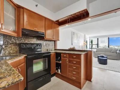 The Alexander All Suites - 201