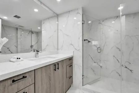 The Alexander All Suites - 234