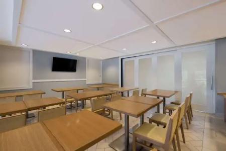 Sonesta ES Suites Orlando International Drive - 18