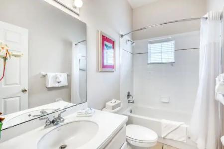 Bahama Bay - Near Disney - 96