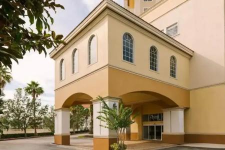 The Point & Suites Universal - 40