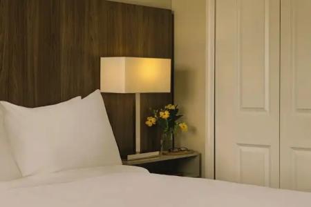 The Point & Suites Universal - 66