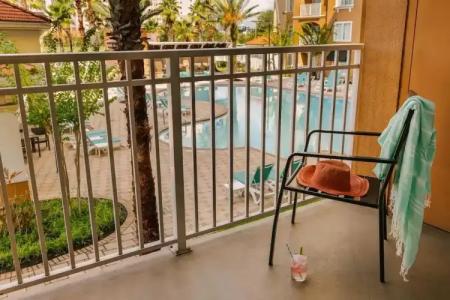 The Point & Suites Universal - 24