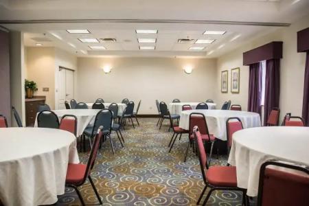 Country Inn & Suites by Radisson, Orlando-Lake Buena Vista, FL - 36