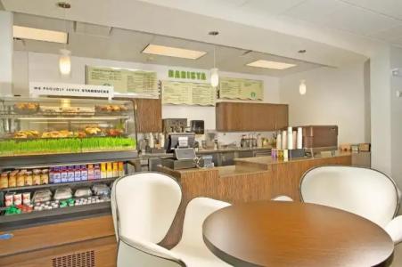 Avanti International Resort - 11