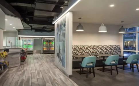 SpringHill Suites by Marriott Orlando Lake Buena Vista in Marriott Village - 28