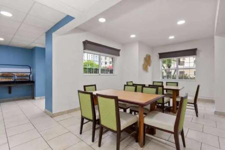 Floridian and Suites International Drive - 17