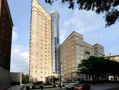 The Georgian Terrace - 38