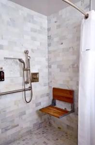 The Georgian Terrace - 84