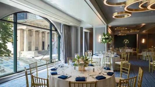 Renaissance Downtown - 15