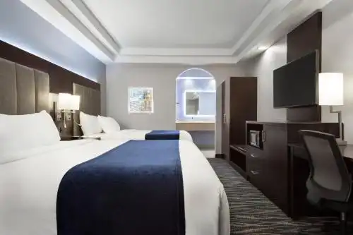 Days Inn & Suites by Wyndham Houston Hobby Airport - 42