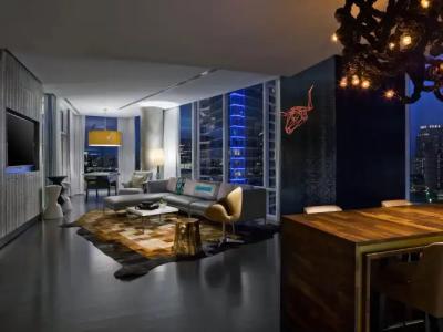 W Dallas - Victory - 17