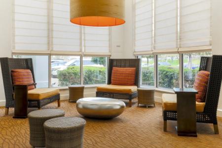 Hilton Garden Inn Dallas/Market Center - 14