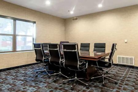 Comfort Suites Nw Dallas Near Love Field - 17