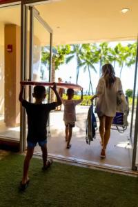 Aston Waikiki Beach - 37