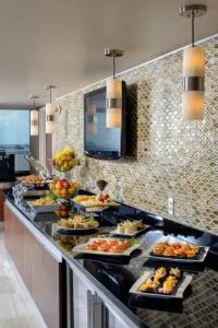 Sheraton Miami Airport and Executive Meeting Center - 10