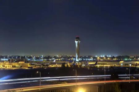 DoubleTree by Hilton Miami Airport & Convention Center - 32