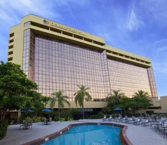 DoubleTree by Hilton Miami Airport & Convention Center - 0