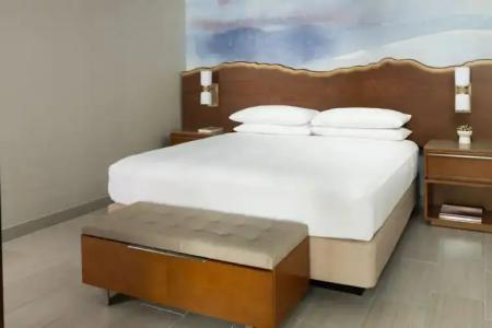 Fort Lauderdale Marriott Harbor Beach Resort & Spa - 61