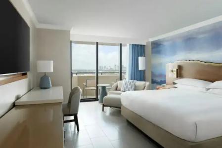 Fort Lauderdale Marriott Harbor Beach Resort & Spa - 45