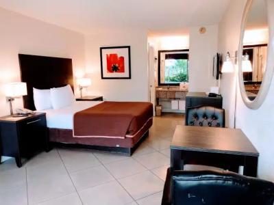 Red Carpet Inn Airport Fort Lauderdale - 15