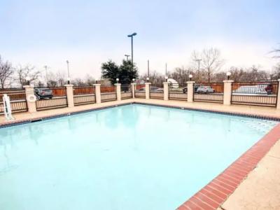 Quality Inn & Suites Austin Airport - 11