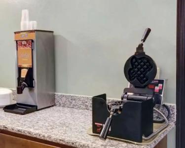 Quality Inn & Suites Austin Airport - 2