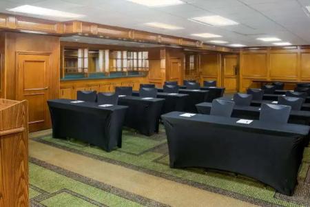 La Quinta Inn by Wyndham Austin Capitol / Downtown - 11