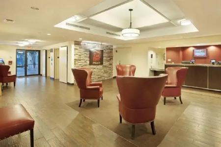 Red Roof Inn Plus+ Austin South - 8