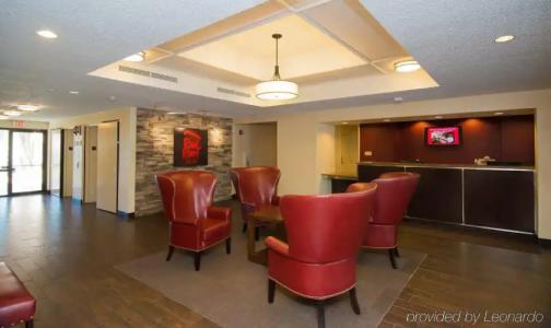 Red Roof Inn Plus+ Austin South - 38