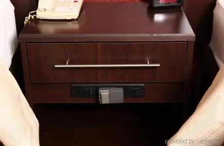 Red Roof Inn Plus+ Austin South - 35