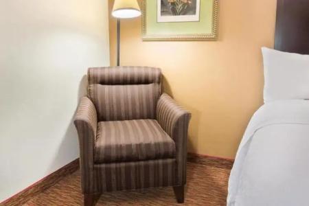 Hampton Inn Charlotte University Place - 38