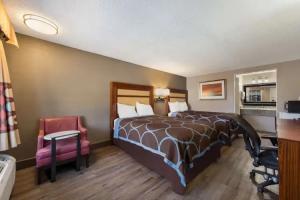 Мотель «Super 8, near Douglas International Airport», Шарлотт
