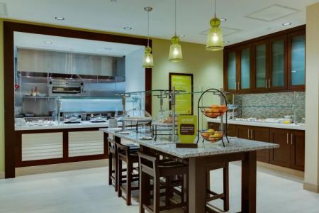 Hilton Garden Inn Oceanfront - 10