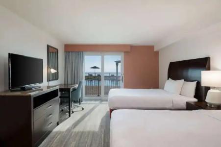 Hilton Garden Inn Oceanfront - 43