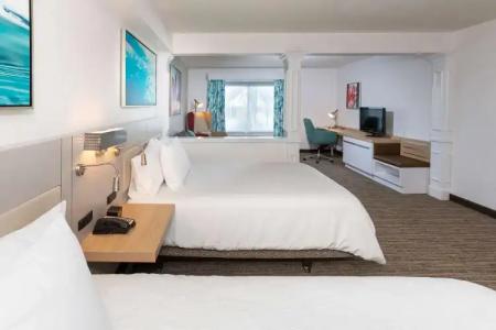 Hilton Garden Inn Airport - 48