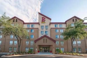 Отель «Red Roof Inn Plus+ – Southpoint», Джексонвилл