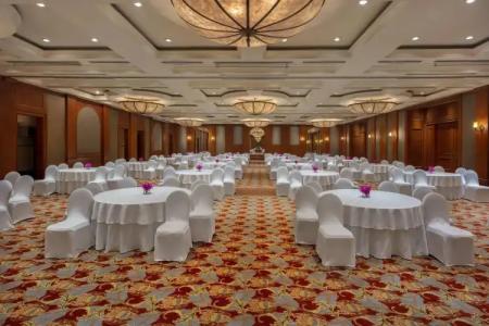 Jw Marriott Mumbai Juhu - 16