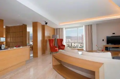 The Westin Mumbai Garden City - 16