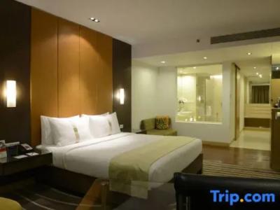 Holiday Inn Mumbai International Airport, An Ihg - 58