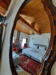 Ali Baba's House - 44