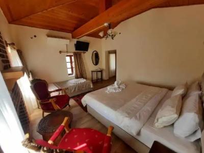 Ali Baba's House - 37