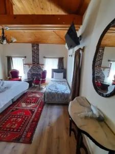 Ali Baba's House - 43