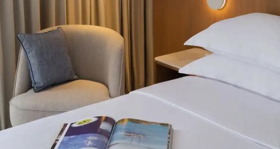 Bluesun Elaphusa - 66