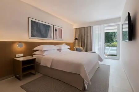 Bluesun Elaphusa - 93