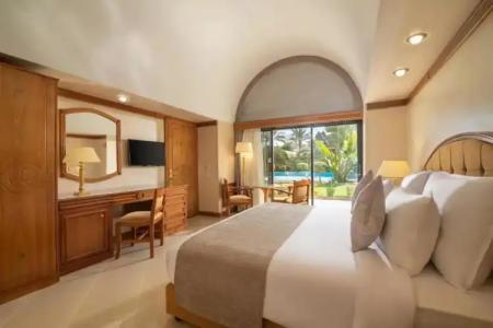 The Oasis Pyramids - 5